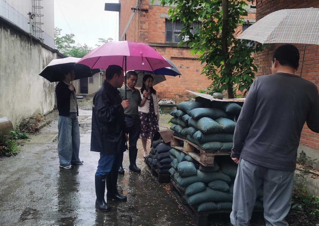 1713864968127084158.png 1713864968127084158.png