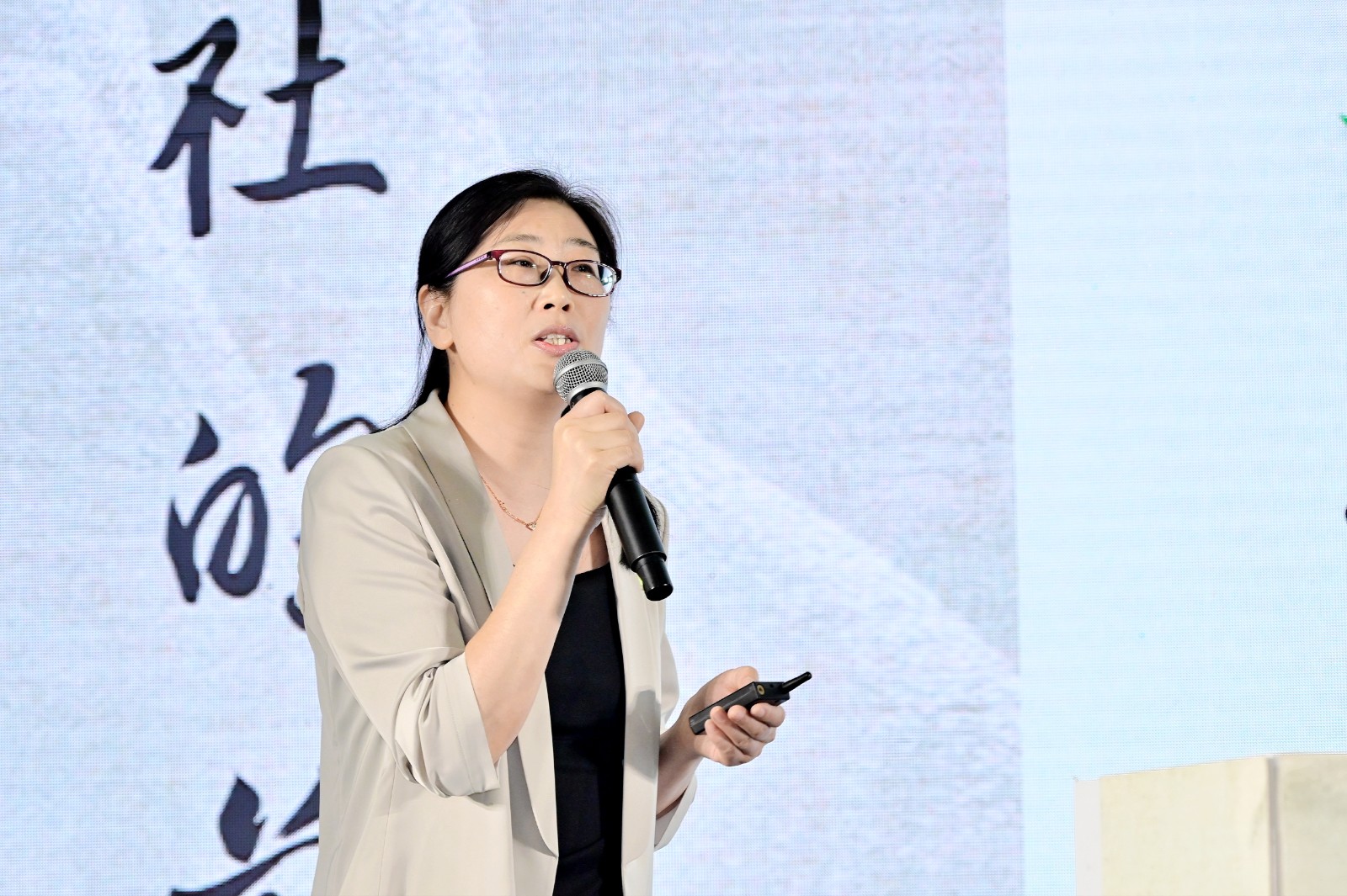 1715269827879081901.jpg 1715269827879081901.jpg