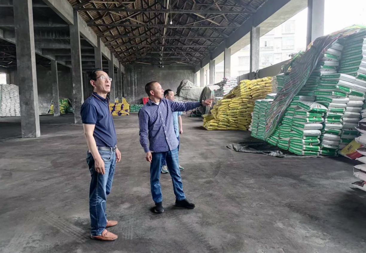 1715569530541001745.png 1715569530541001745.png