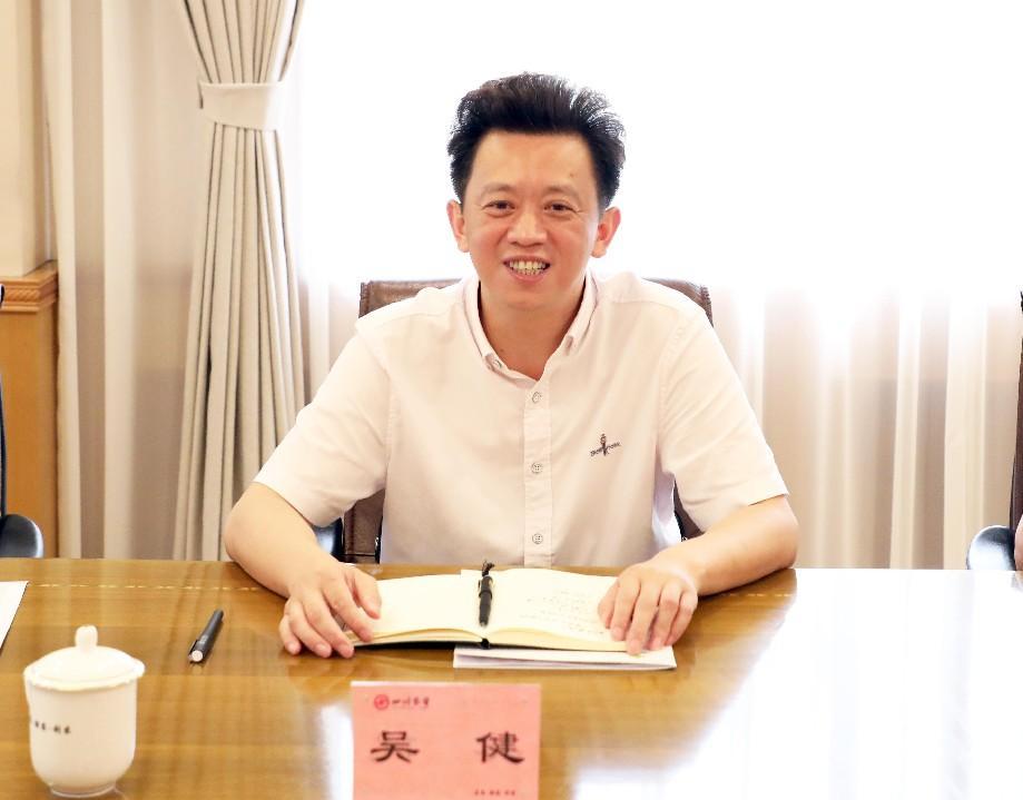 1721891069162000456.jpg 1721891069162000456.jpg