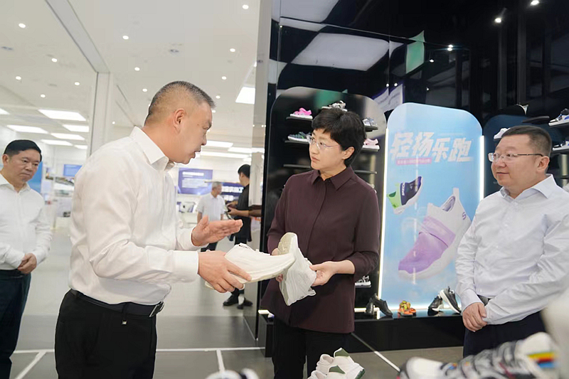 施小琳在资阳调研时强调 
加速推进成德眉资同城化发展 
不断培育高质量发展新动能新优势「相关图片」