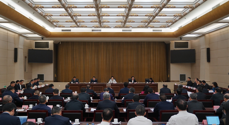 施小琳在省推进国家中医药综合改革示范区暨中医药强省建设工作领导小组全体（扩大）会议上强调 
守正创新传承发展 
加快建设中医药强省「相关图片」