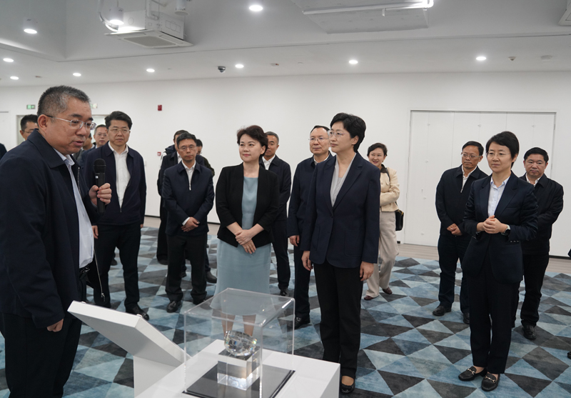 施小琳率队参加第七届进博会相关活动并在上海学习考察「相关图片」