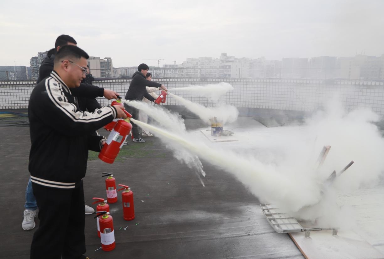 1732757515048089313.png 1732757515048089313.png