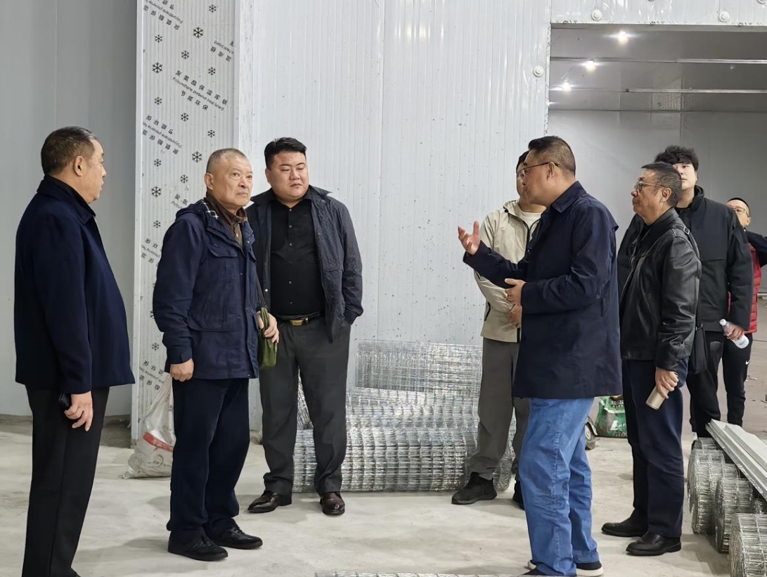 1732758621352093313.png 1732758621352093313.png