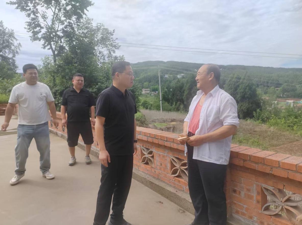 1751352677339024130.png 1751352677339024130.png