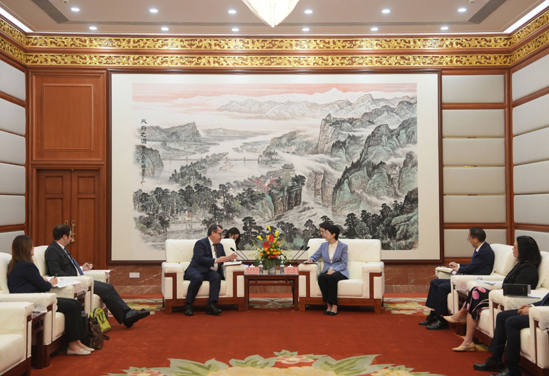 施小琳会见智利驻华大使阿里亚兰「相关图片」