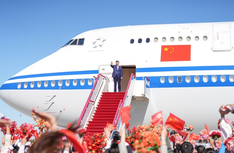 习近平离开新疆返回北京「相关图片」