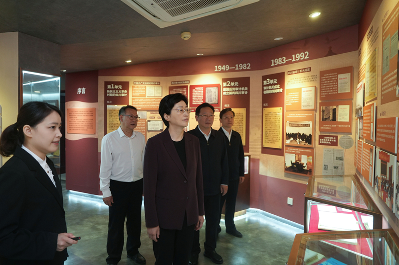 施小琳在审计厅调研时强调 
进一步提高审计工作质效 
以高质量审计监督保障全省“十五五”良好开局「相关图片」