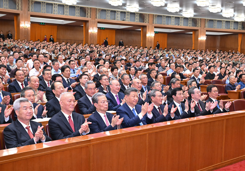 庆祝中国共产党成立105周年音乐会《人民至上》在京举行
习近平李强赵乐际王沪宁蔡奇丁薛祥李希韩正出席观看「相关图片」