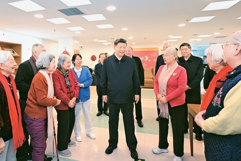 习近平:加强普惠性、基础性、兜底性民生建设「相关图片」